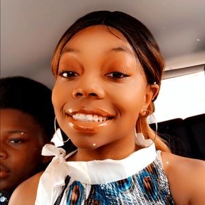 Meet your Posher, Sakoya